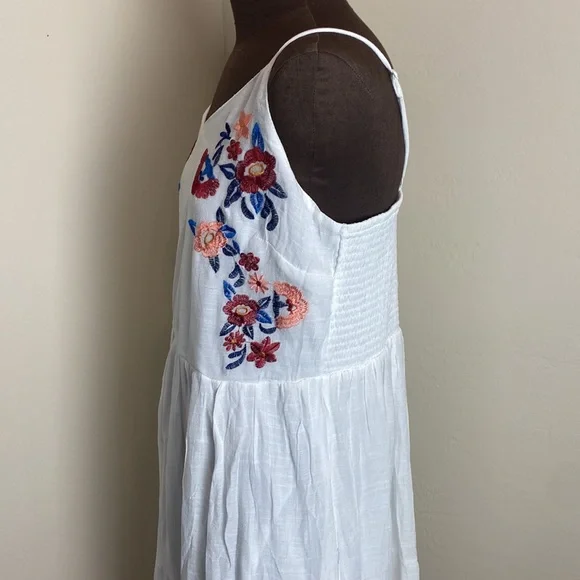 Summer Dress - Picture 5 of 13